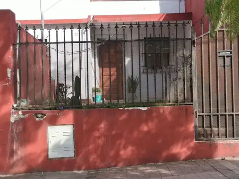 Avenida Almafuerte 1800