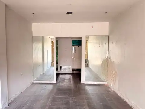 Local en Alquiler en Villa del Parque, $ 950.000