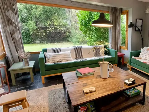 Fondo de Comercio – Hostel Butique céntrico | San Martín de los Andes