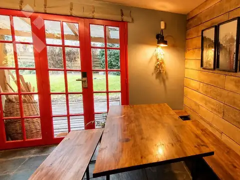 Fondo de Comercio – Hostel Butique céntrico | San Martín de los Andes