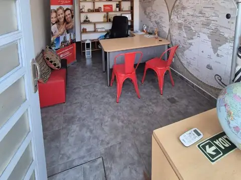 Villa Urquiza Local Comercial en Venta. Llerena al 3000