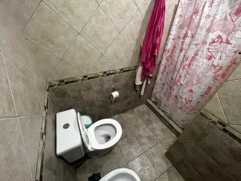 Depto Tipo Casa en Alquiler con 1 cocheras