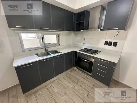 Depto Tipo Casa en Venta 4 años