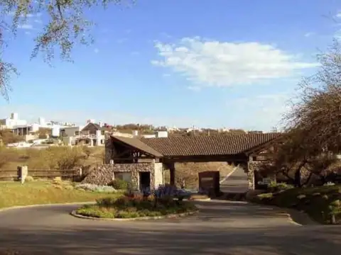 VENTA TERRENO EN COUNTRY 5 LOMAS,CORDOBA