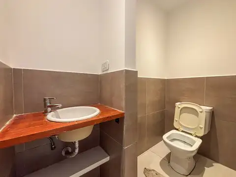 53 e/ 4 y 5 400, Piso PB