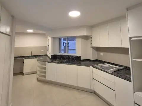 Buenos Aires 465 , Piso 6