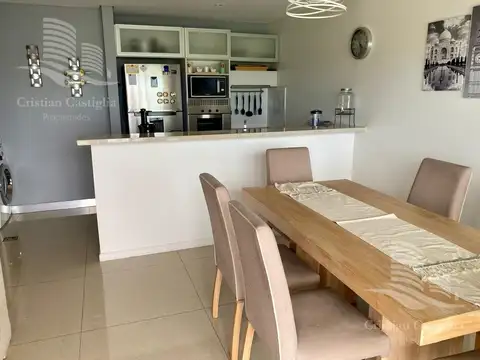 Departamento 3 ambientes con 2 baños