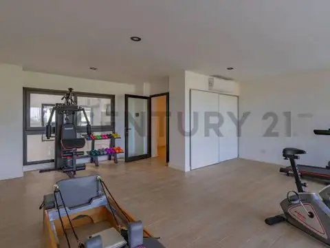 VENTA – DEPARTAMENTO 3 AMBIENTES A ESTRENAR CON COCHERA | EDIFICIO DELFI XVII – LA PERLA