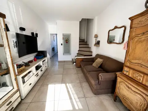 Triplex 4 Amb. con Patio y Garage | Ramos Mejía
