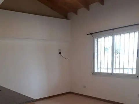 Departamento en Alquiler en Jose Clemente Paz, $ 500.000