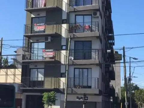 Departamento 3 Ambientes Balcon y Cochera