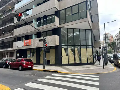 Local en Paraguay 2610 esq. Ecuador