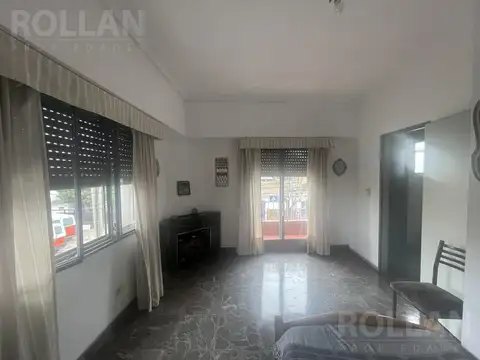 Regio PH 5 amb. en Venta en Munro-Este,