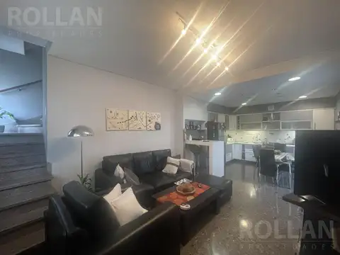 Depto Tipo Casa 5 ambientes con 2 baños