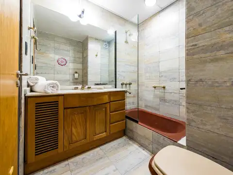 VENTA SEMIPISO NUEVA CORDOBA, IMPERDIBLE