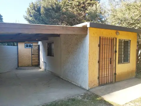 Alquiler Casa Monoambiente en San Luis con cochera