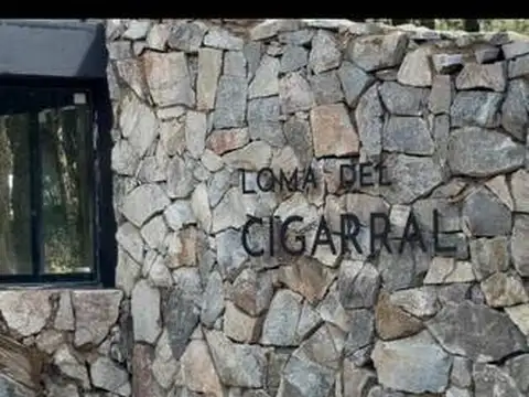 Lote en venta en Loma del Cigarral- UNQUILLO
