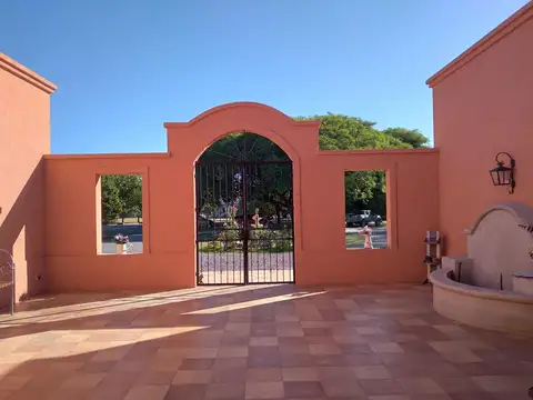 Casa en venta en  el Barrio La Escondida