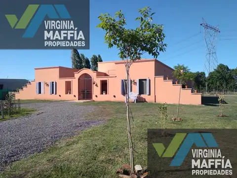 Casa 4 ambientes con 3 baños