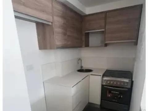 Avenida Carabobo 600, Piso 2