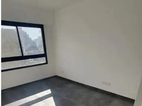 Avenida Carabobo 600, Piso 2