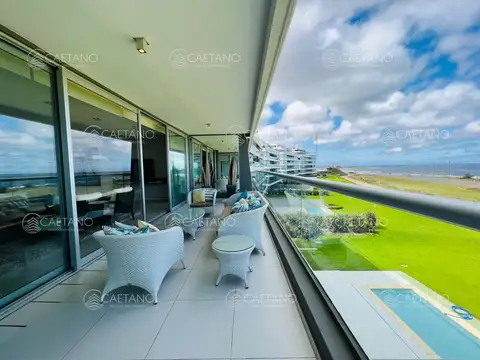 Departamento 5 ambientes con 4 baños