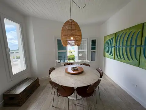 Casa 3 ambientes con 4 baños