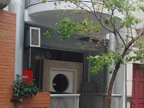 VENTA - BARRIO NORTE - Jean Jaures y Mansilla - 3 AMBIENTE FRENTE BALCON COCHERA