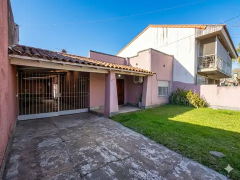 Vende casa Tigre de 3amb deposito 2deptos y parque