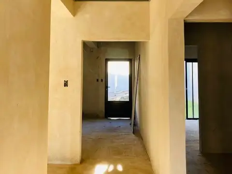 VENTA| Casa a terminar en S.A. de Areco