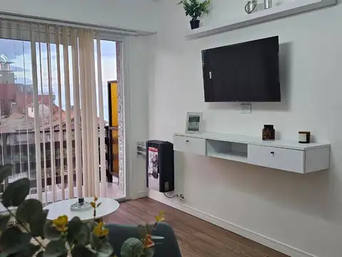 Venta Departamento 2 ambientes con Balcón y Vista al Mar. Punta Iglesia