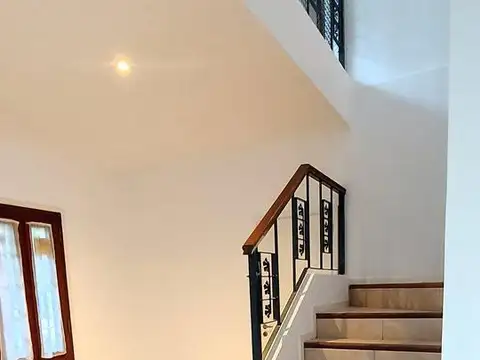 Casa en Alquiler de 3 dormitorios