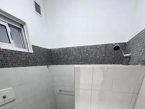 Depto Tipo Casa 2 ambientes con 2 baños