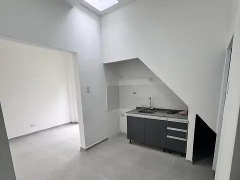 Depto Tipo Casa en Venta en Parque Avellaneda, USD 138.000