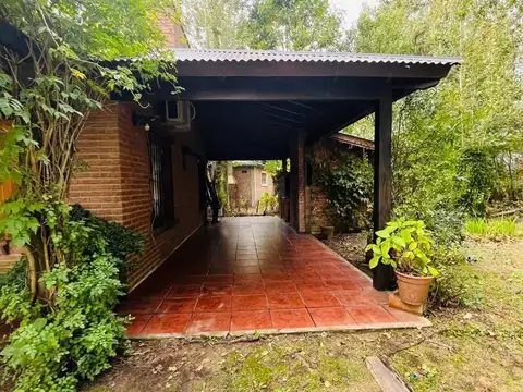 Casa en Venta con 1 cochera
