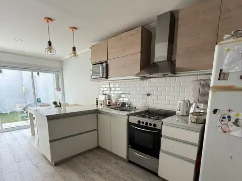 TRIPLEX 4 AMB RAMOS MEJIA