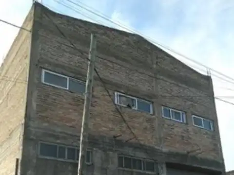 Galpon 250M2 en terreno de 340 mts2 - VILLA BONICH