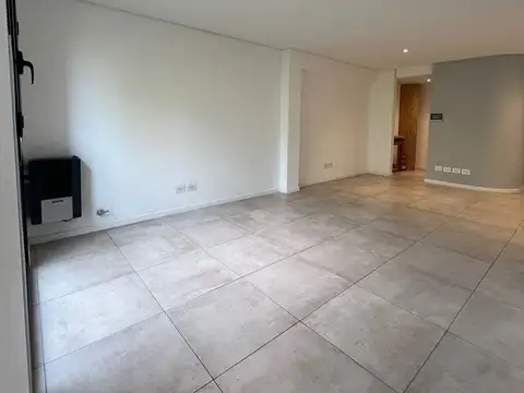 Oficina en Alquiler en Paseo Aldrey, $ 850.000