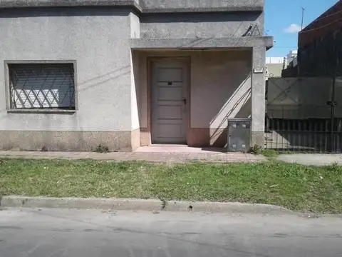 Casa en Venta en Quilmes Oeste, USD 85.000