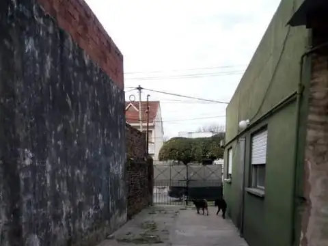 Casa  en Venta ubicado en Quilmes Oeste, Quilmes, G.B.A. Zona Sur - SVN0766_LP584554_1