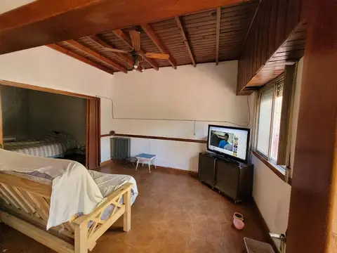 Casa 6 Ambientes Multifamiliar En Venta En Lanus