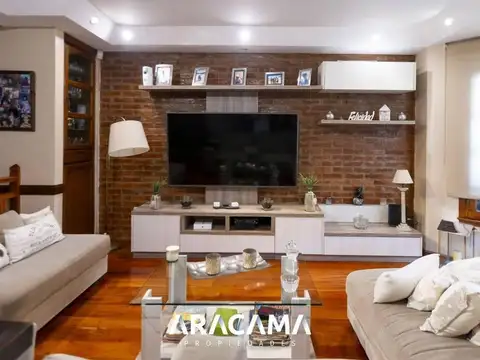 Casa en Venta en Monte Grande, USD 220.000