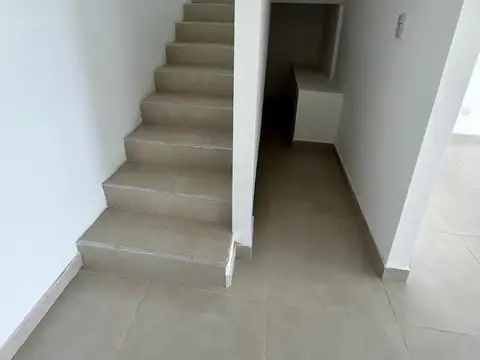 Departamento 4 ambientes con 3 baños