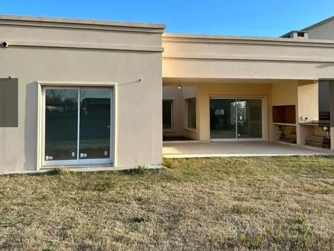 Venta - Casa A Estrenar - Barrio Santa Emilia - Pilar del Este