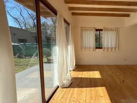 Casa en Alquiler de 1 dormitorio