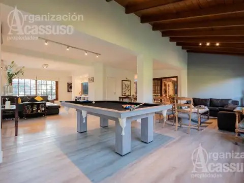 Casa en Venta con 1 cochera