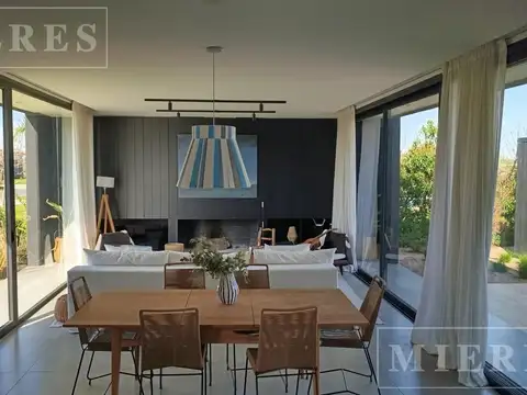 Casa en Alquiler Temporal en San Sebastian, USD 2.500