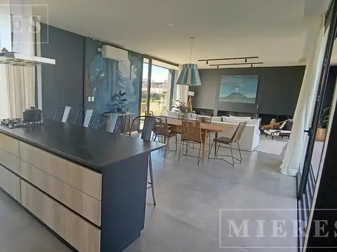 Casa en Alquiler Temporal A Estrenar