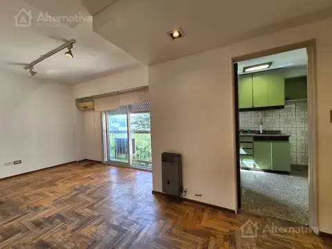 Departamento en Alquiler en Floresta, $ 700.000