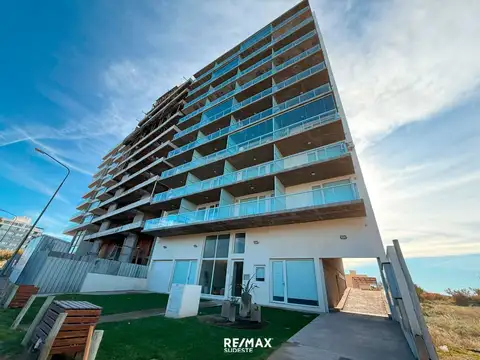 VENTA DEPTO A ESTRENAR FRENTE AL MAR